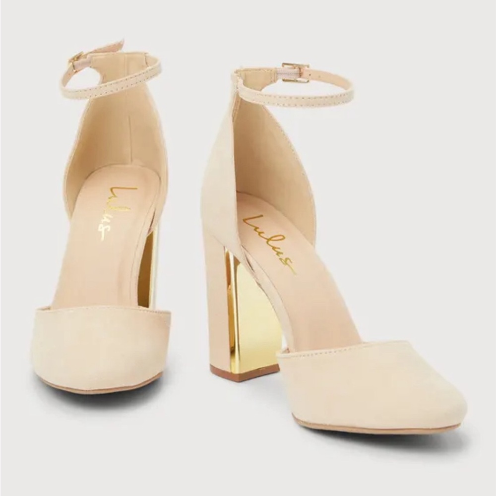 New in box! Lulus Laura Light Nude Suede Ankle Strap Heels size 5.5 with gold